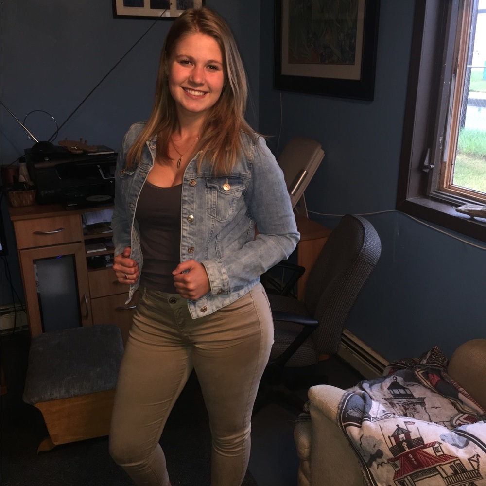 Meet your Posher, Zoe